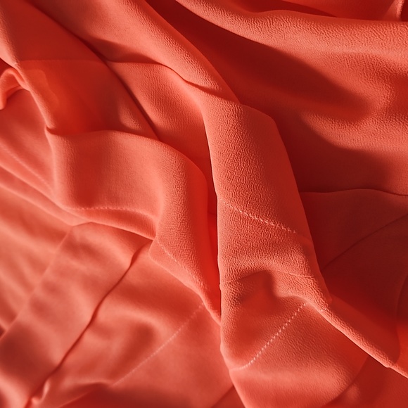 Sleeveless vneck front opening tank top - Picture 10 of 10